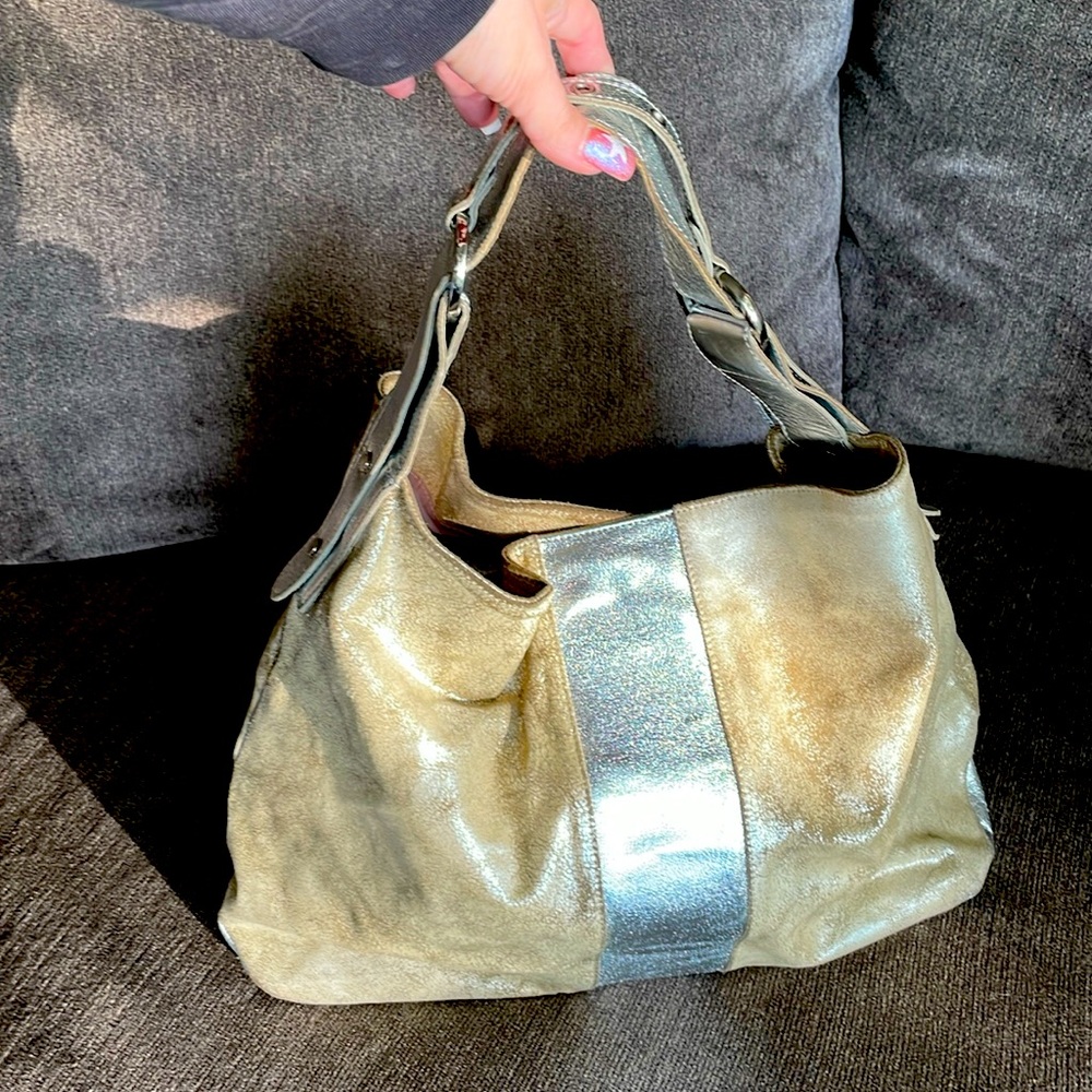 TANO metallic leather shoulder bag
